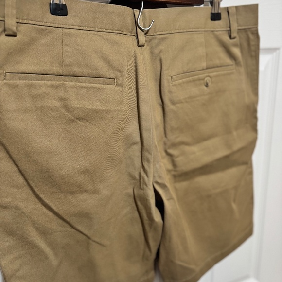 Men’s Aiden Stretch Short (34) in Acorn | Banana Republic - Picture 7 of 11